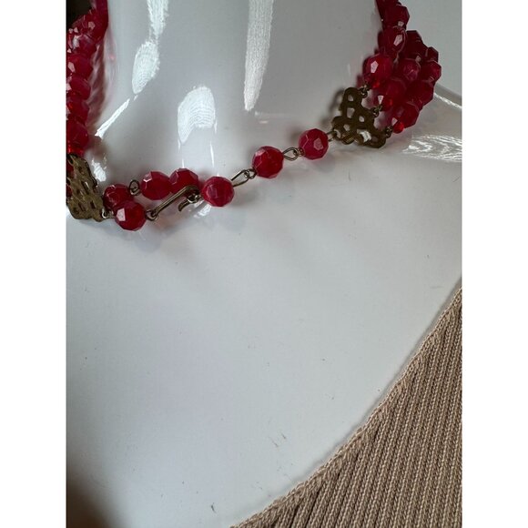 Vintage Triple-Strand Red Lucite Beaded Necklace With Brass Findings & Hook Clas - Picture 14 of 16